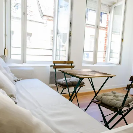 Ferienwohnung Le Cocon Avesnois Avesnes-sur-Helpe Exterior foto